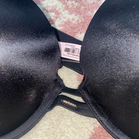 Victoria’s Secret Bra - Picture 3 of 6